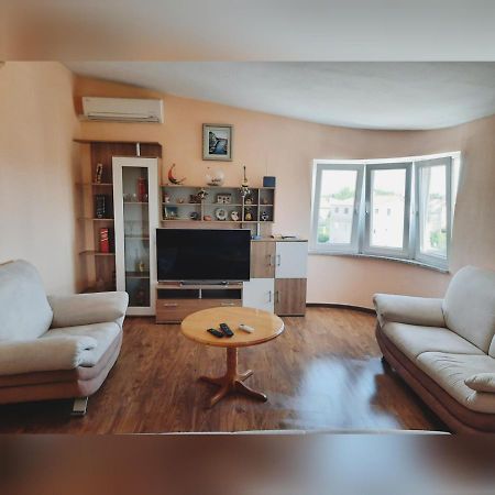 Apartman Julienne Kastela Ngoại thất bức ảnh