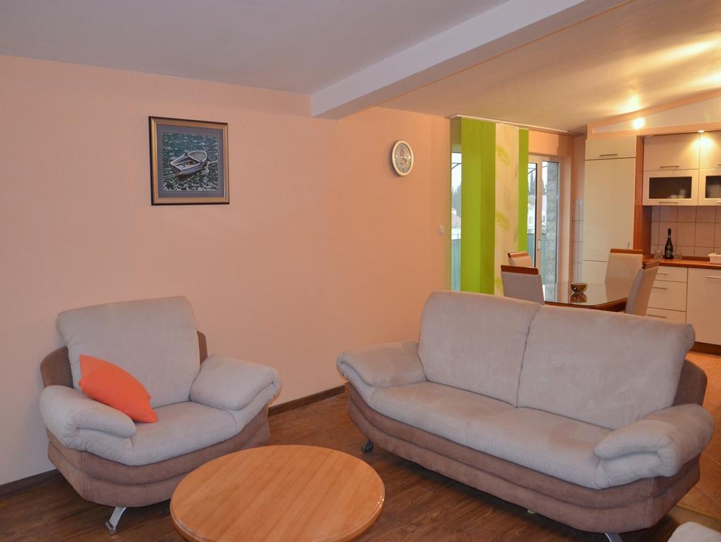 Apartman Julienne Kastela Ngoại thất bức ảnh